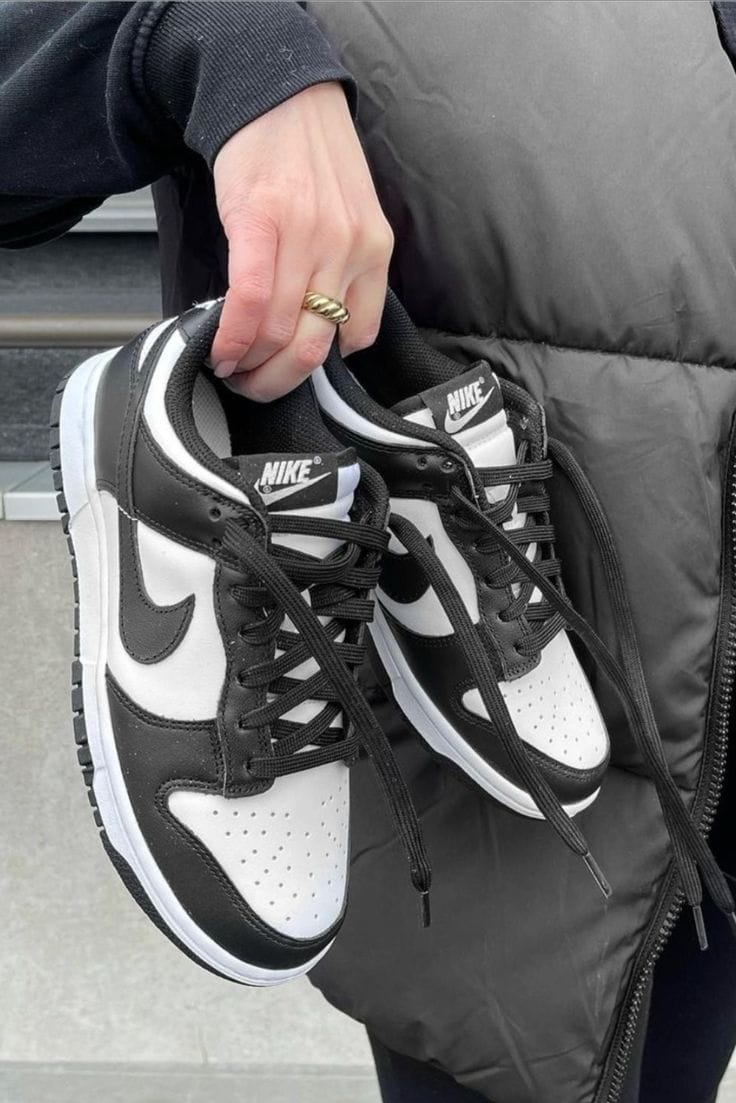 Nike Dunk Low Retro 'Panda' | Blanco y Negro Clásico (Icono del Estilo Urbano)